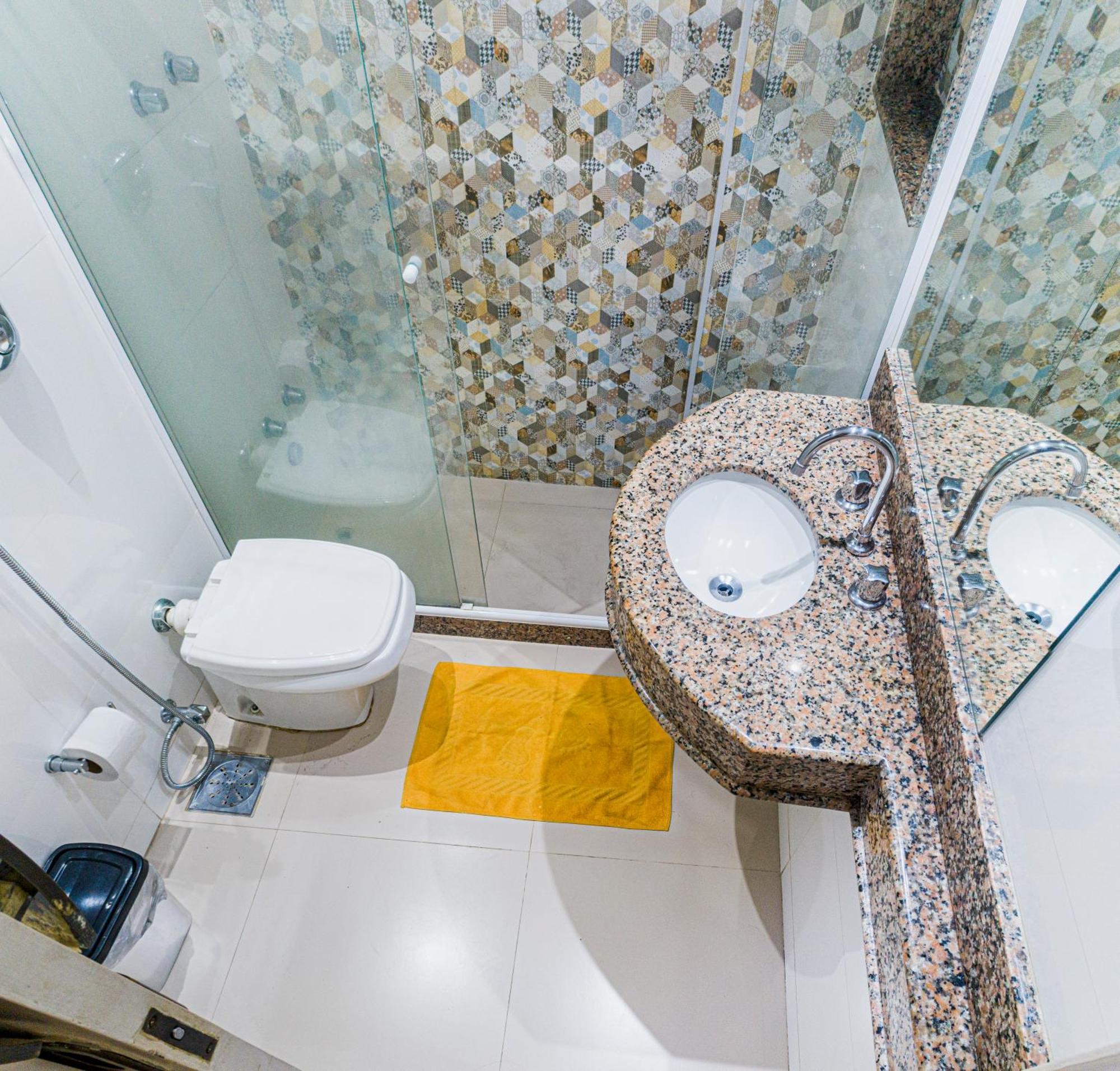 Copacabana Oceanview Suites: Beachfront Luxury with Modern Amenities Rio de Janeiro Exterior photo